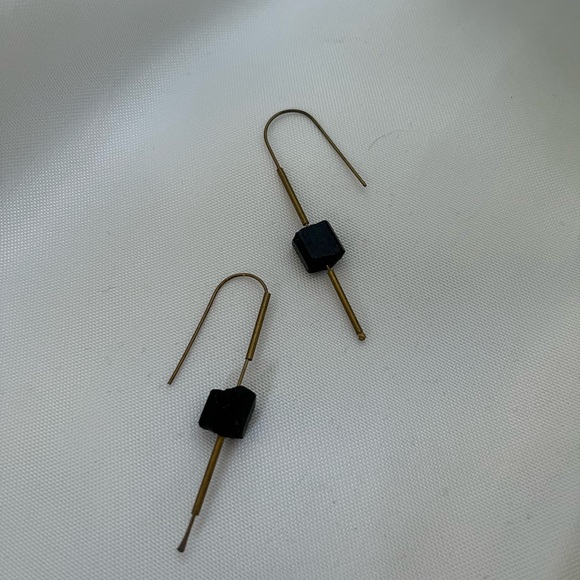Raw black obsidian gemstone earrings - Picture 3 of 3